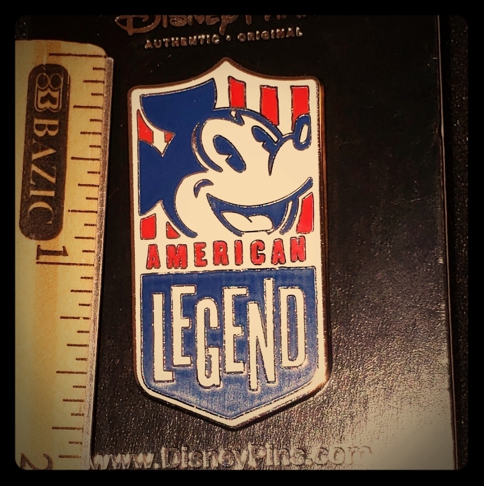 Disney Parks Mickey American Legend Pin, New - Picture 1 of 3